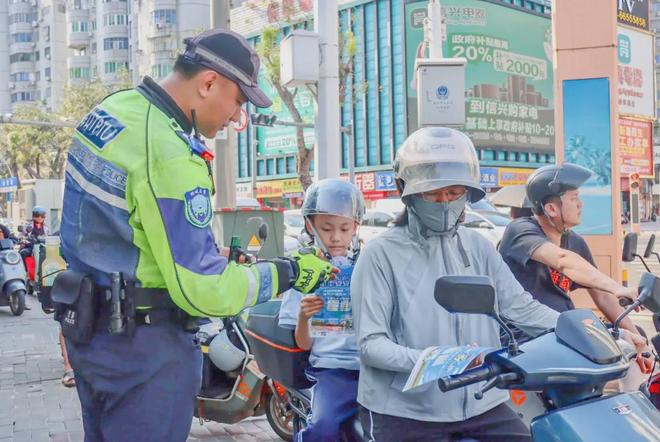 查！很多人夏天骑车爱这样干…麻将胡了模拟器危险！海警严(图4)